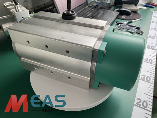 維修進口大量程拉繩位移傳感器調試成功