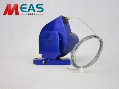 拉繩位移傳感器是設(shè)備的機械系統(tǒng)和控制系統(tǒng)連結(jié)的紐帶